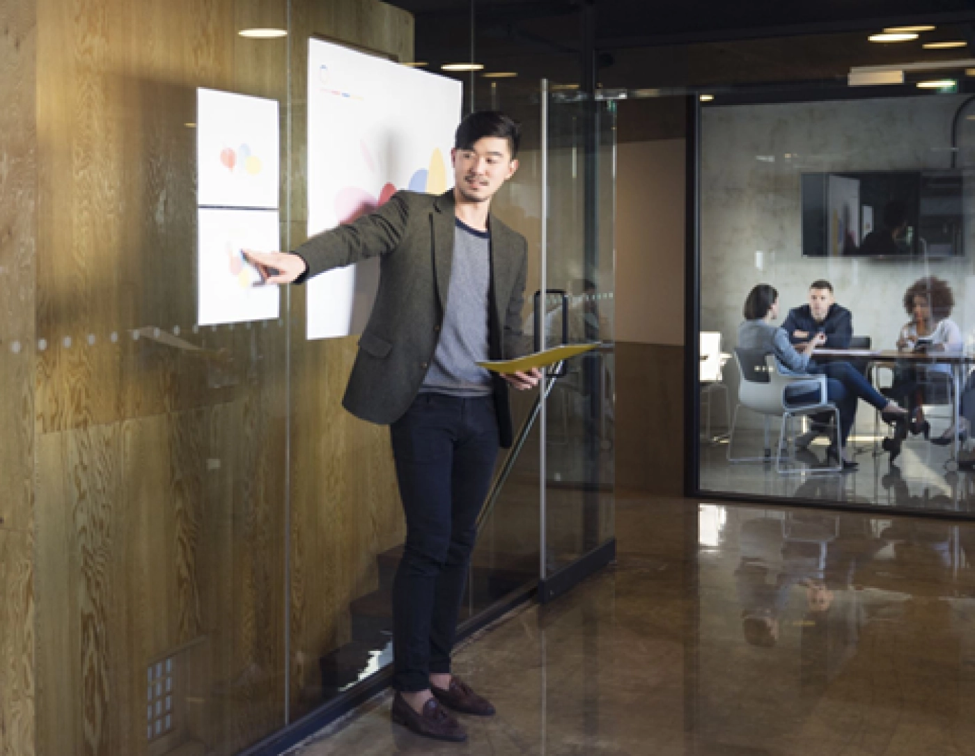 Von Angebot bis Zufriedenheitsstudie: Bei uns bekommen Sie in jedem Fall mehr als nur ein Versicherungs- oder Garantieprodukt: Ob Tarifpaket, Marketing-Maßnahme, Schadenportal, Erklärvideo, Reportings, digitale Antragsstrecke oder Policen mit Branding: Es soll kein Wunsch offen bleiben.